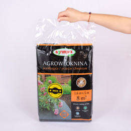 Agrowłóknina ze szpilkami do mocowania