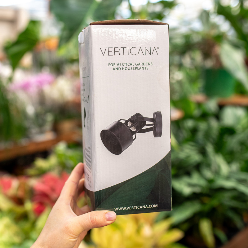 Oprawa natynkowa na żarówkę...