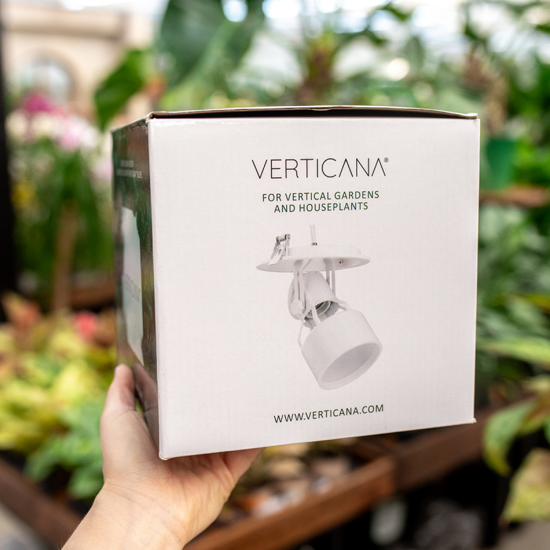 Oprawa sufitowa na żarówkę...